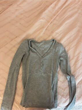 American Eagle Outfitters Gray Ribbed Henley Button-Down Top